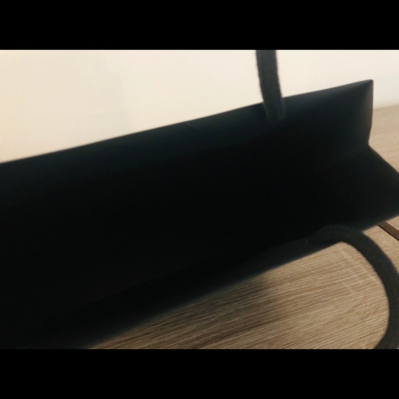 SOLD! Chanel Black Paper Shopping Gift Bag+ Ribbon - Picture 4 of 4